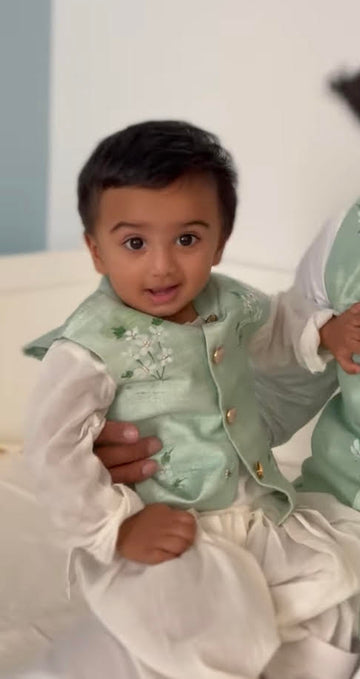 Handpainted Green Kurta Pyjama